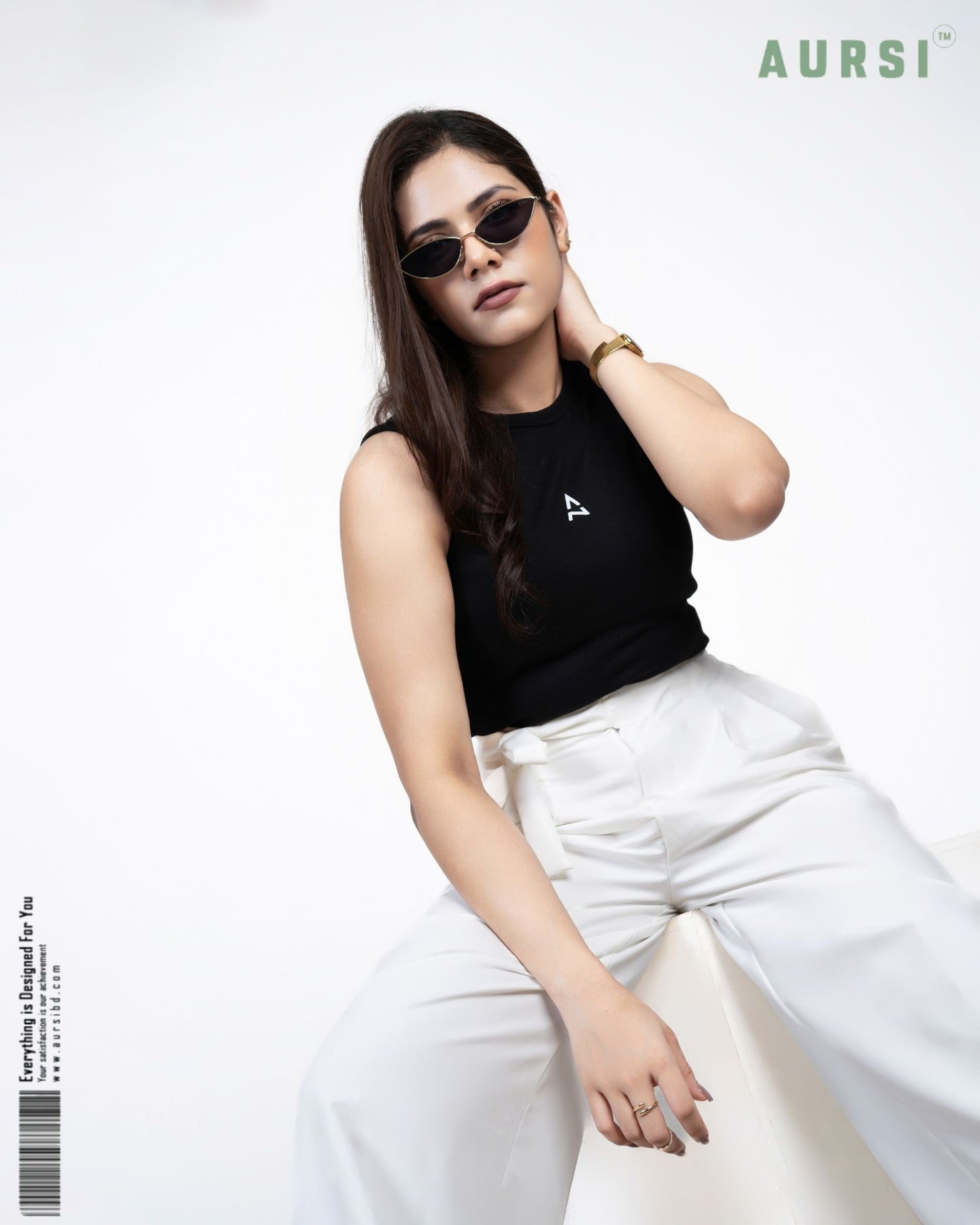 Round Neck Tank Top by AURSI (Black)