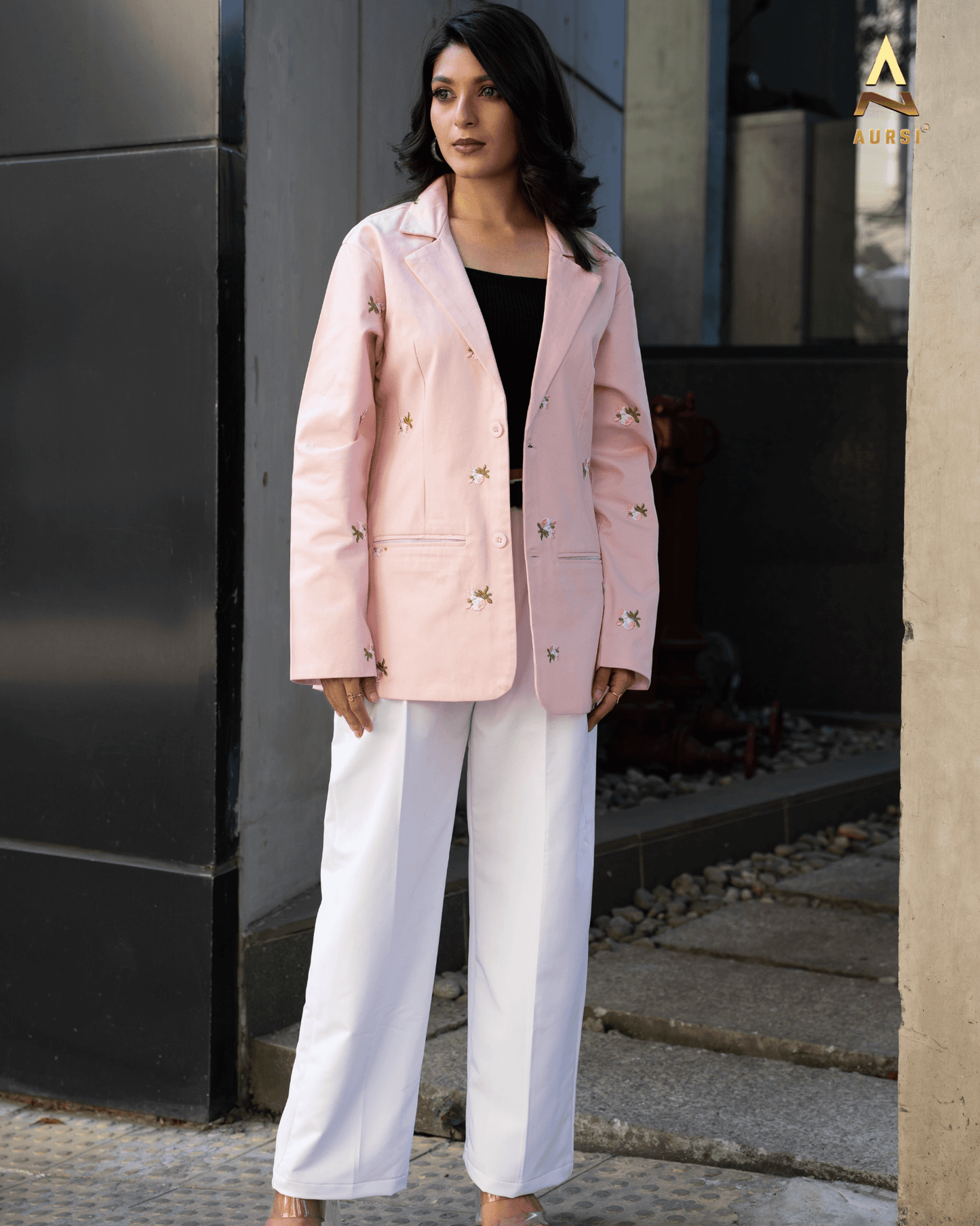 Embroidered Light Shell Blazer 25-06