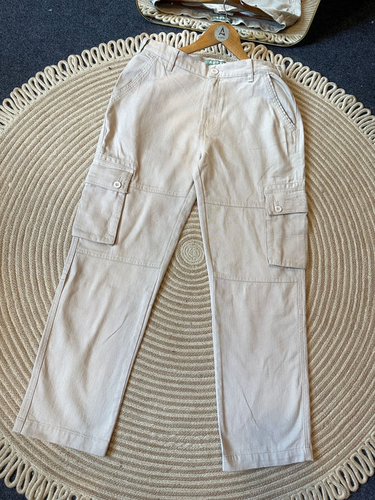 Semi Baggy Cargo Pant 26-06 (Off-White)