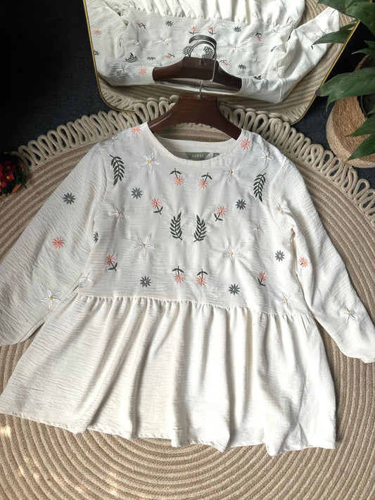 Modest Western Top 26-03 (Off White)