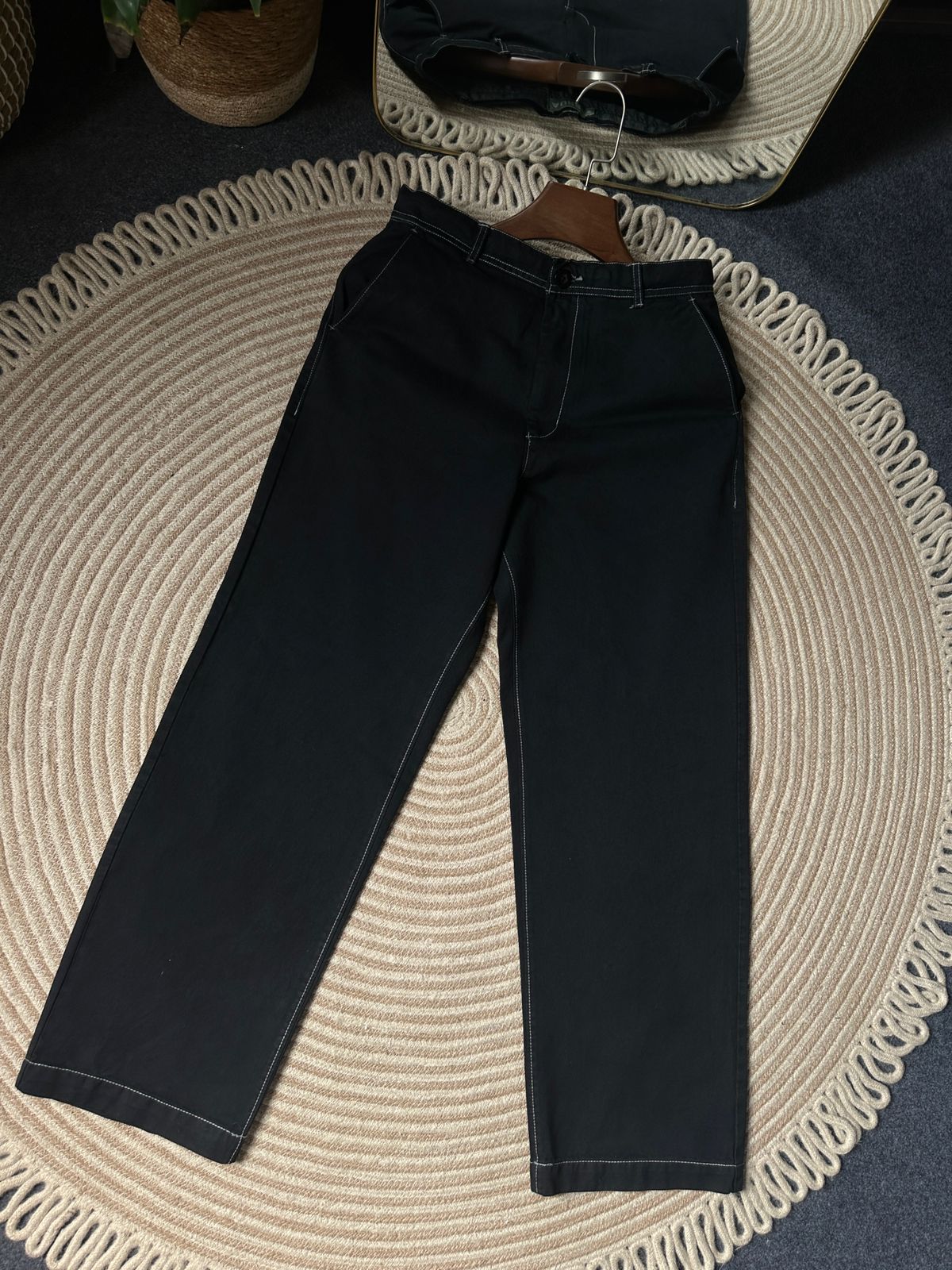 Contrast Thread Twill Baggy Pant 26-03 (Black)