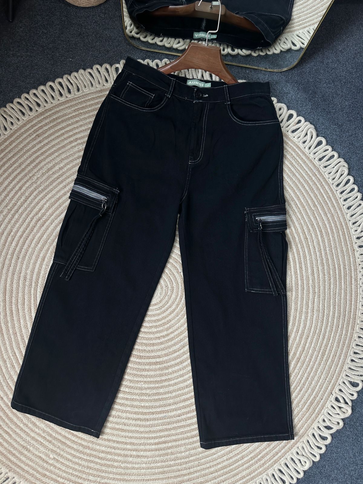 Contrast Thread Unisex Cargo Pants 26-005