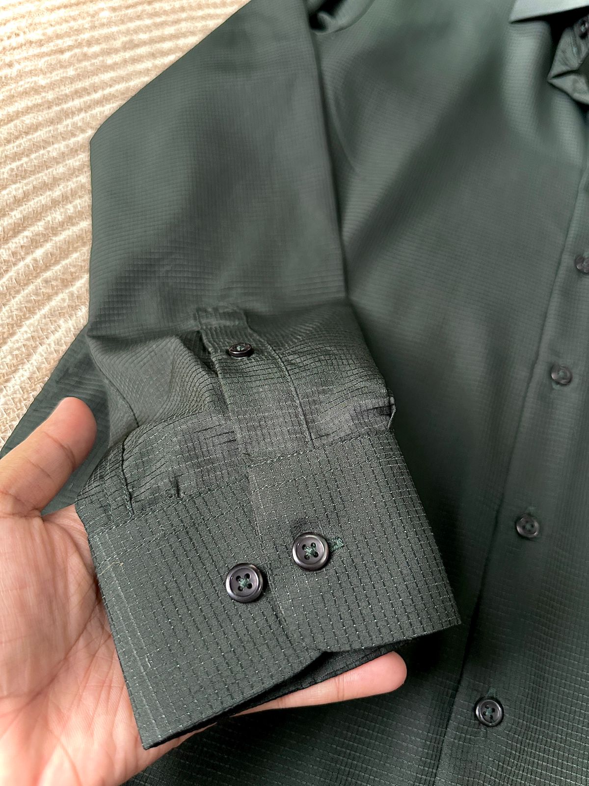 Men's Solid Formal Shirt (Bottle Green) - 26-50