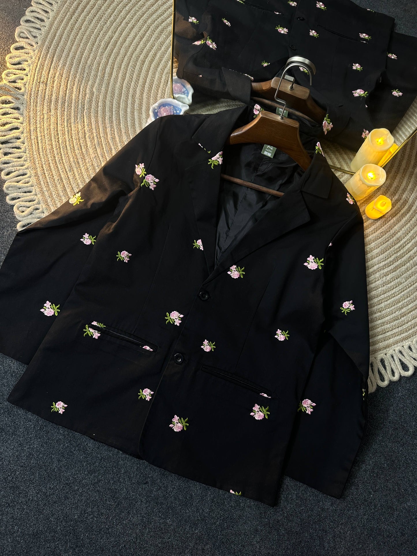 Embroidered Light Shell Blazer 25-07