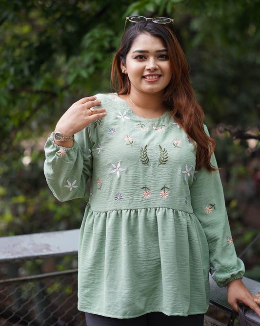 Modest Western Top 26-03 (Pastel Green)