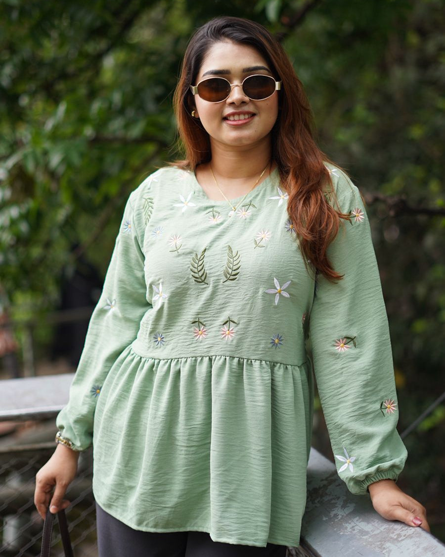 Modest Western Top 26-03 (Pastel Green)